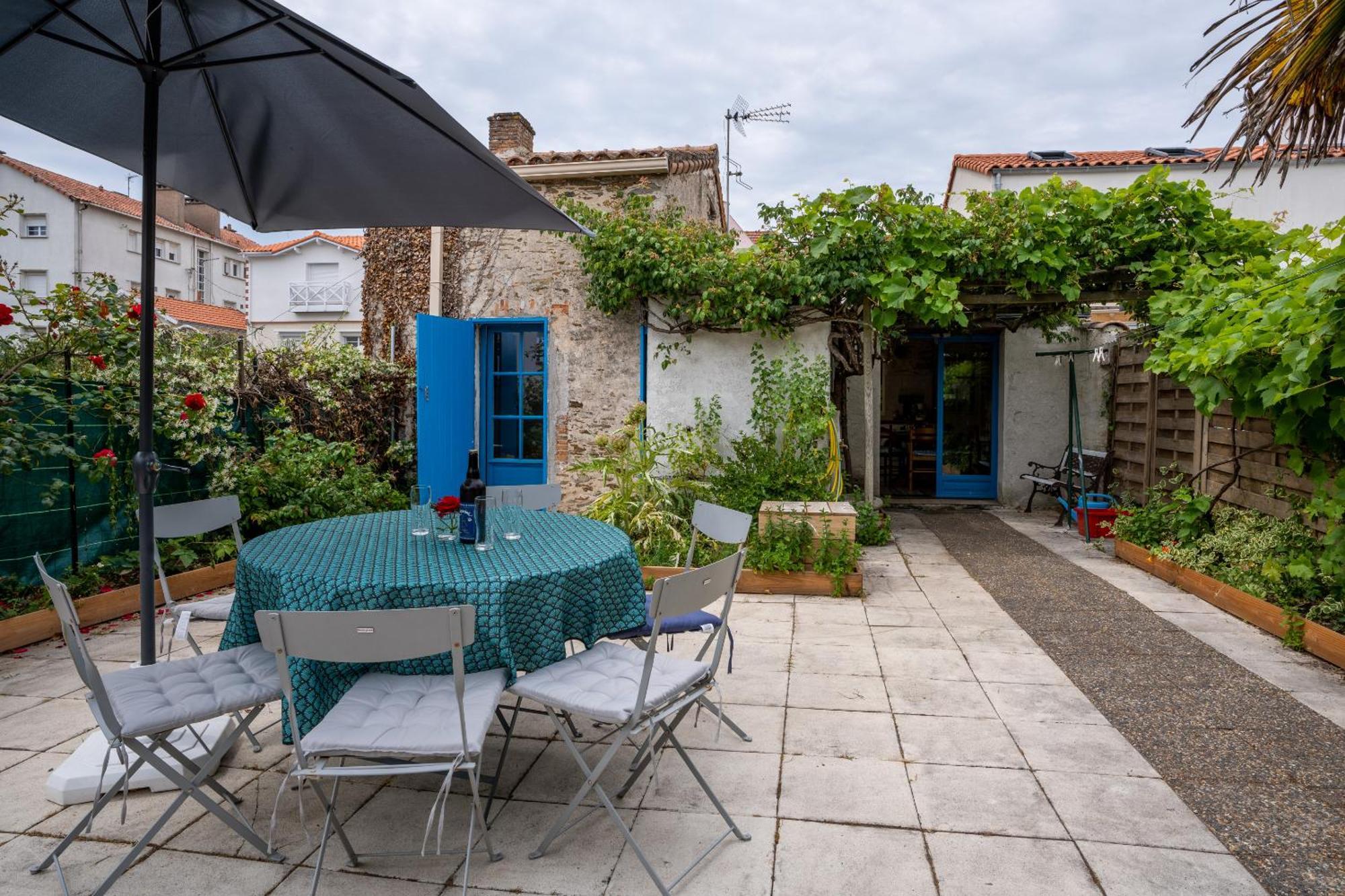 Maison Tartifume Pornic Exterior photo
